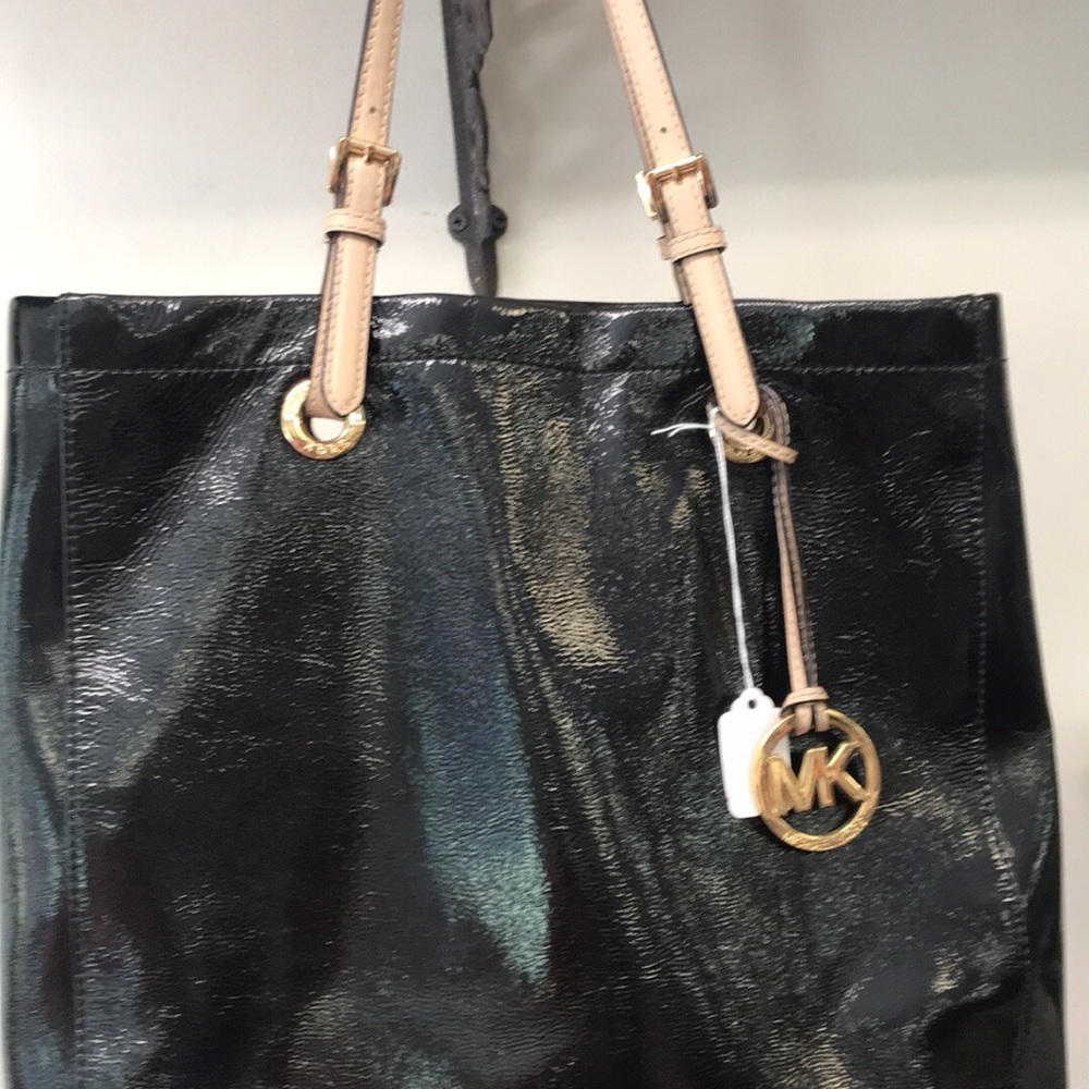 Black Michael Khors large tote